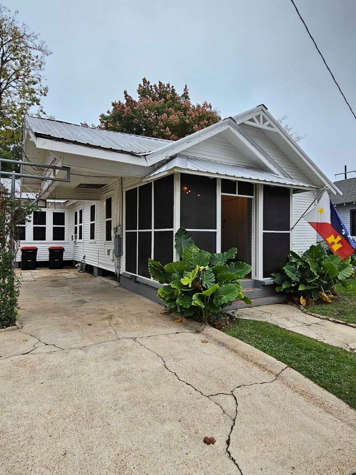 Spacious 4Br Retreat In The Heart Of ラファイエット エクステリア 写真