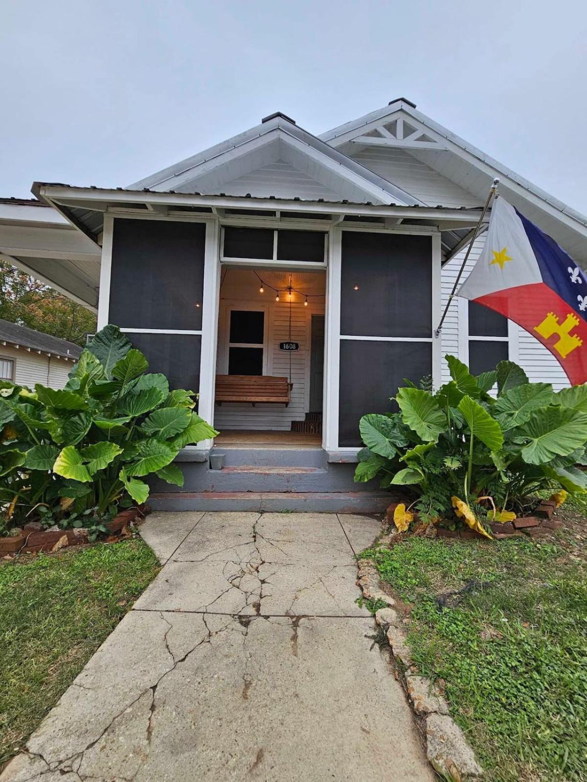 Spacious 4Br Retreat In The Heart Of ラファイエット エクステリア 写真