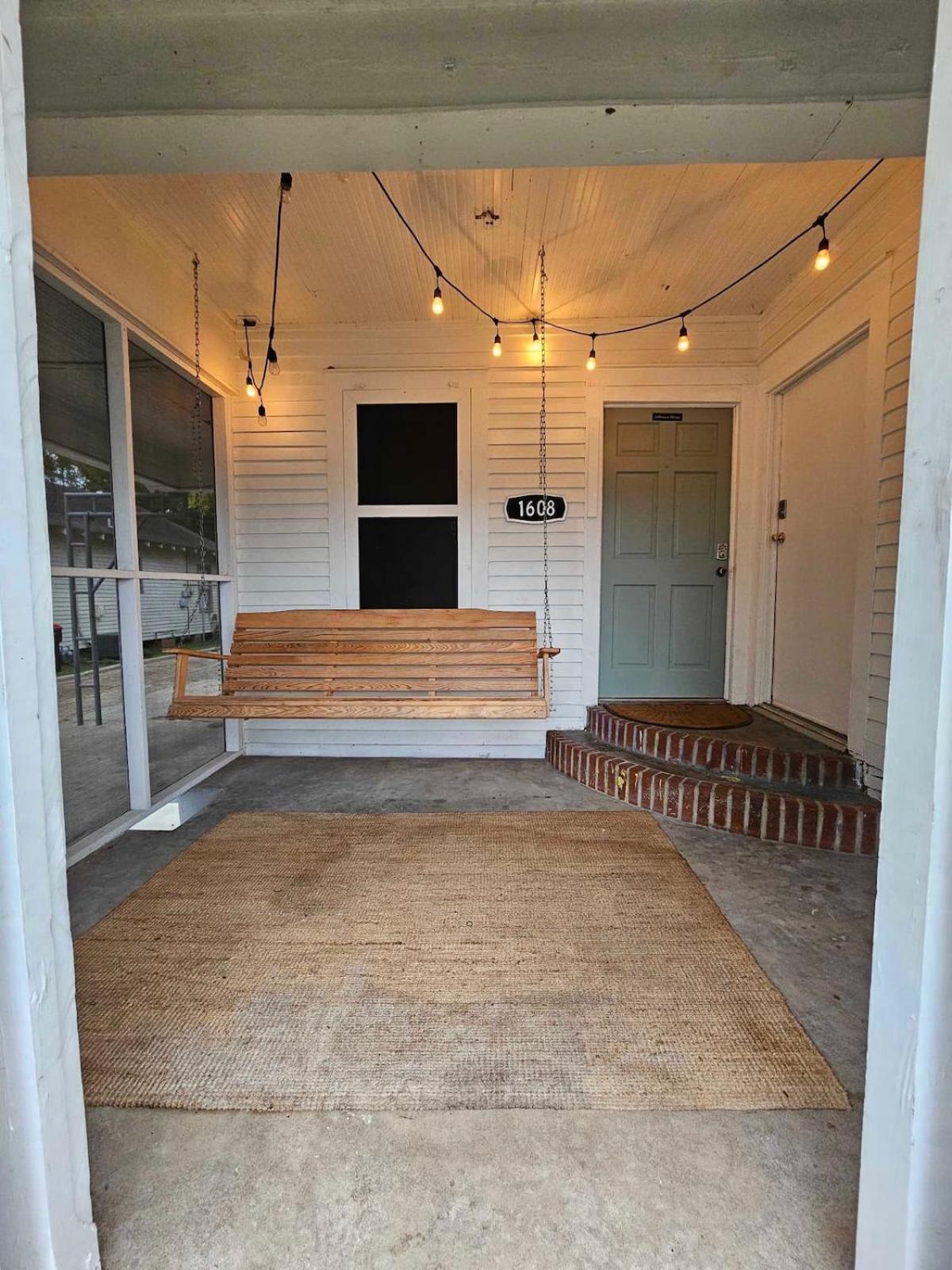 Spacious 4Br Retreat In The Heart Of ラファイエット エクステリア 写真